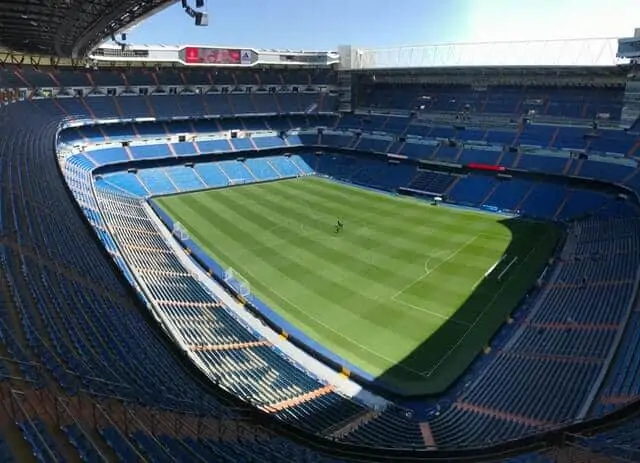 אצטדיון כדורגל במדריד