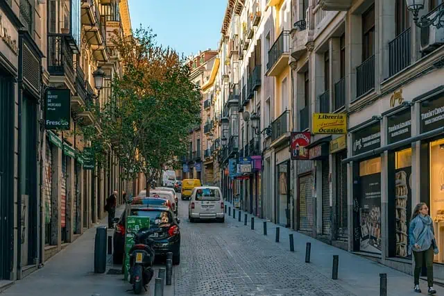גם ברחובות הצדדים של מדריד תוכלו למצוא לא מעט הפתעות