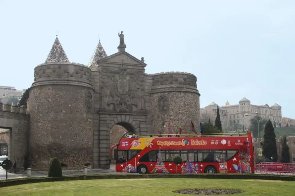 Toledo: Hop-On Hop-Off Bus Tour